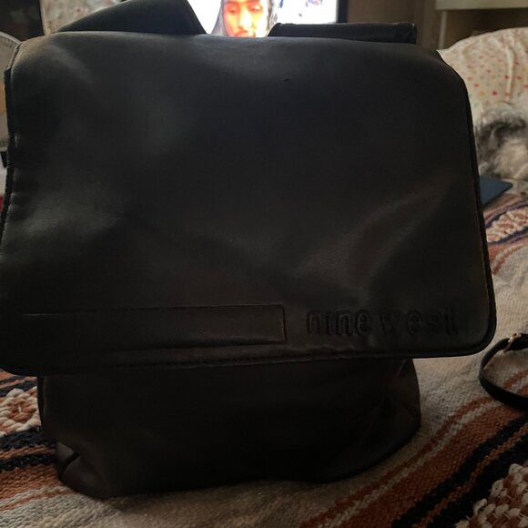 Nine West - Picture 1 of 3